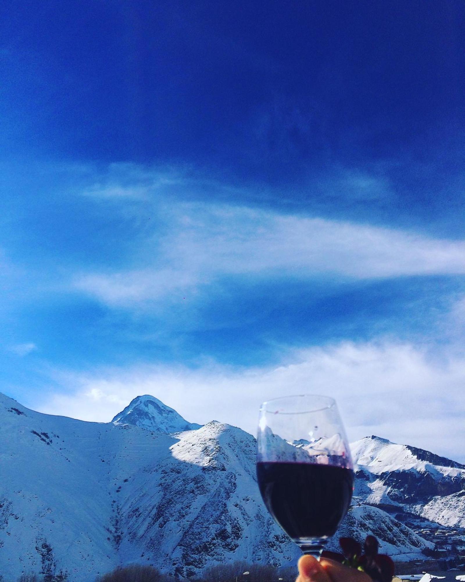 Ia'S Guest House Kazbegi Exterior foto