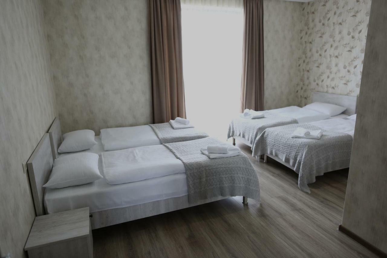 Ia'S Guest House Kazbegi Exterior foto