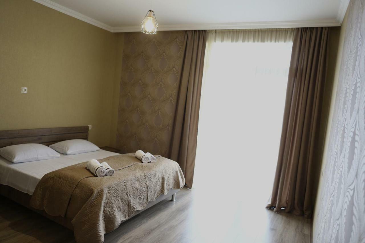 Ia'S Guest House Kazbegi Exterior foto